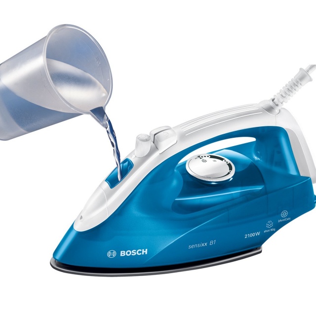Утюг BOSCH TDA 2610